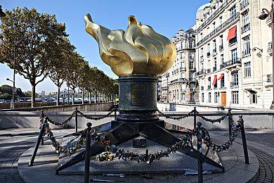 Xbox老大愿意向索尼承诺：COD将长期留在PS平台上